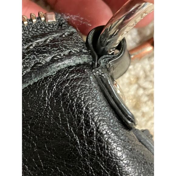 MARC BY MARC JACOBS SMALL BLACK LEATHER WOMENS CROSSBODY BAG - Picture 16 of 16